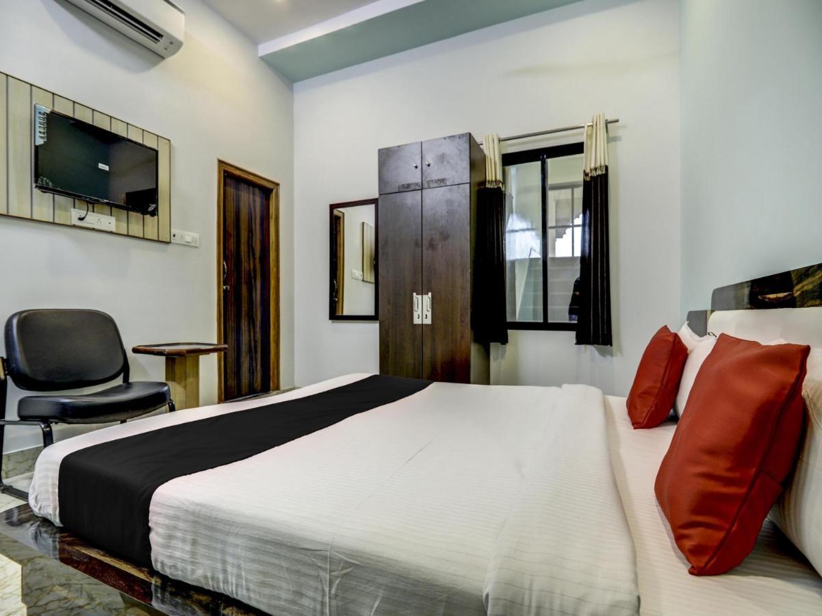Capital O 72337 Hotel Konkan Tadka Bombaj Zewnętrze zdjęcie