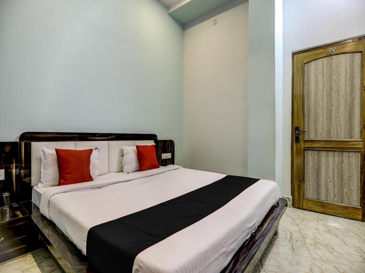 Capital O 72337 Hotel Konkan Tadka Bombaj Zewnętrze zdjęcie