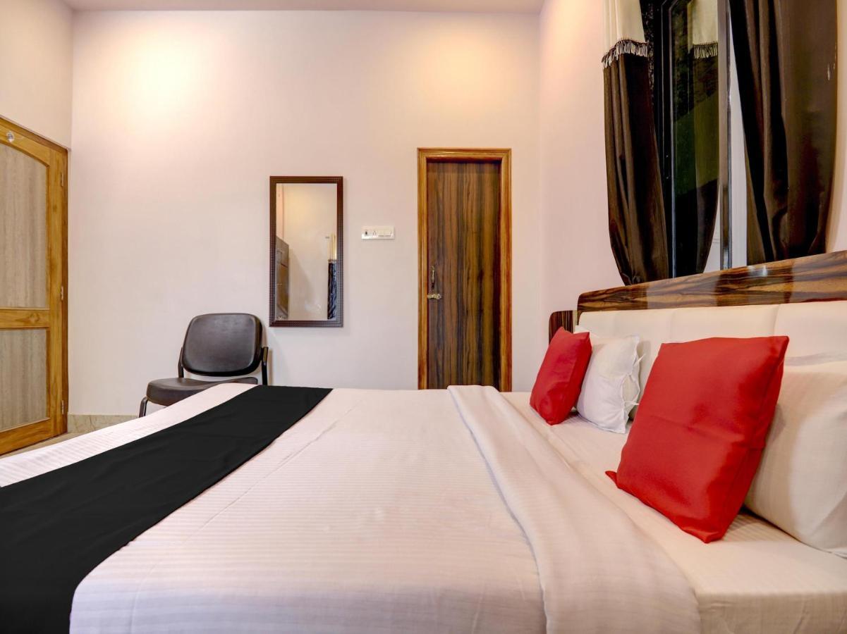 Capital O 72337 Hotel Konkan Tadka Bombaj Zewnętrze zdjęcie